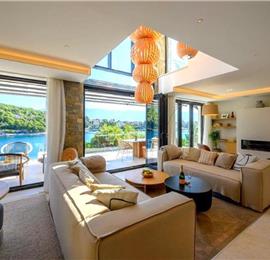 Spectacular 4 Bedroom Luxury Villa with Infinity Pool on Brac Island, sleeps 8